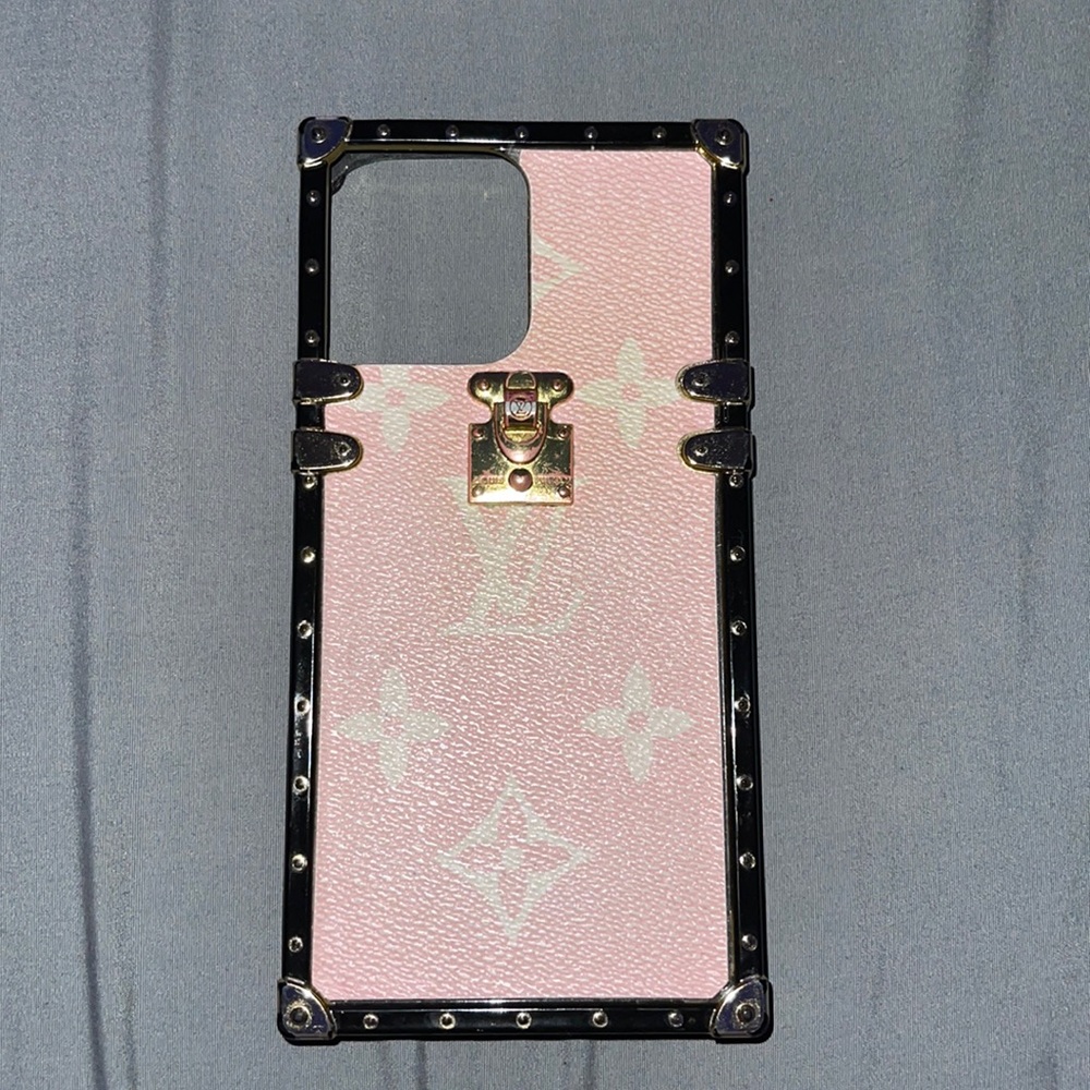 LOUIS VUITTON IPHONE 12 PRO MAX CASE